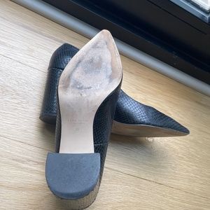 Zara Snake Skin Heels Black - beautiful & comfortable!